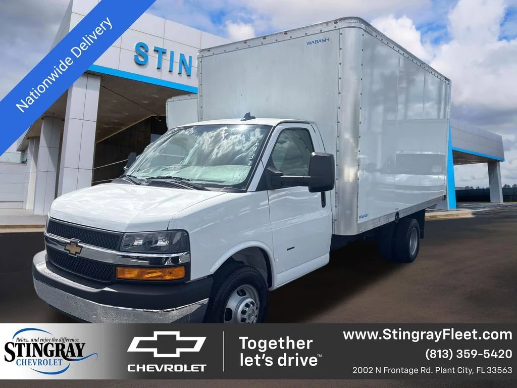2025 Chevrolet Express Cutaway Base