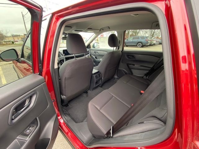 2026 Nissan Rogue S - Photo 15