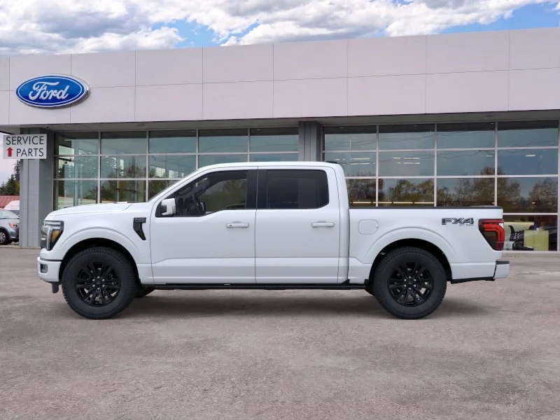 New 2026 Star White Metallic Tri-Coat Ford Platinum® image 3