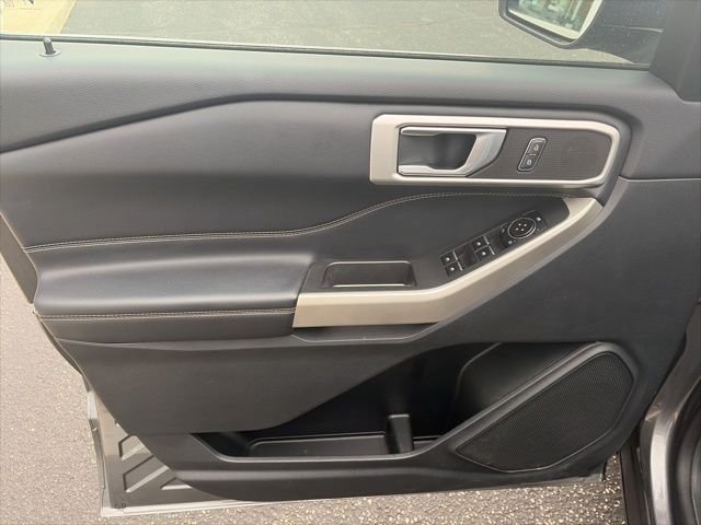 Used 2022 Gray Metallic Ford XLT image 17
