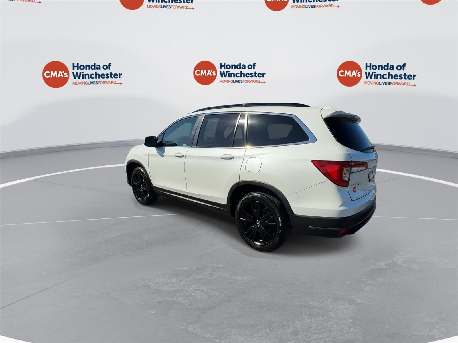 Used 2022 Platinum White Pearl Honda Special Edition image 6