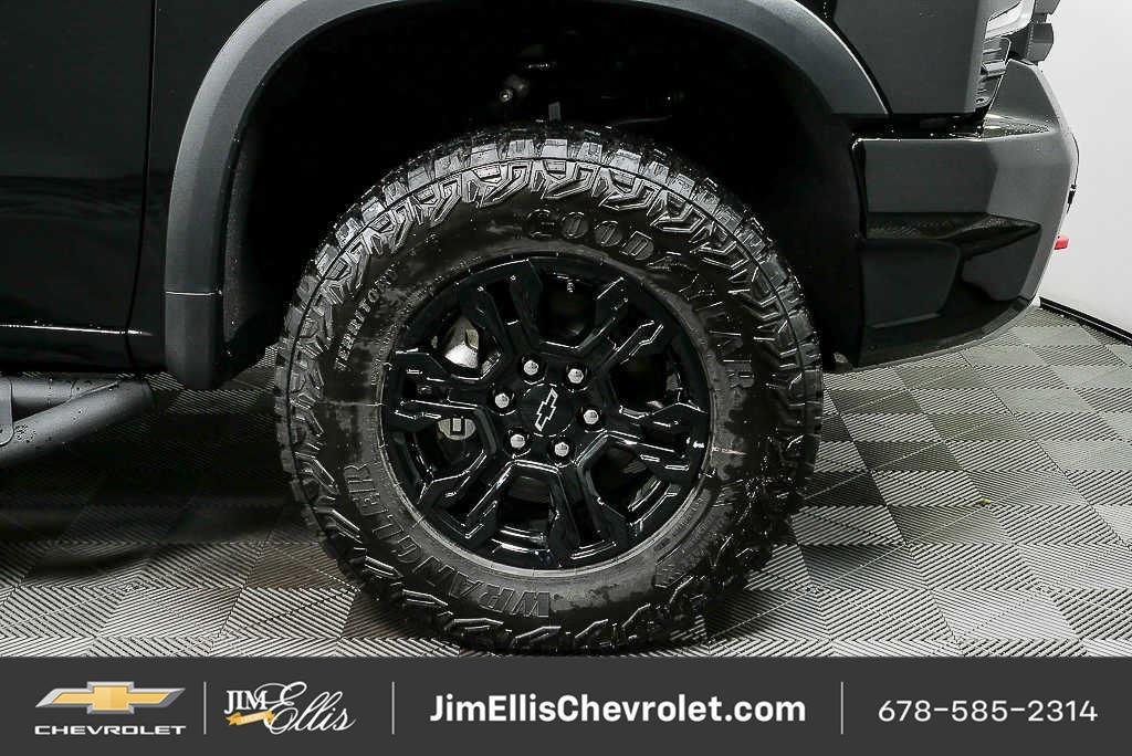 New 2026 Black Chevrolet ZR2 image 38