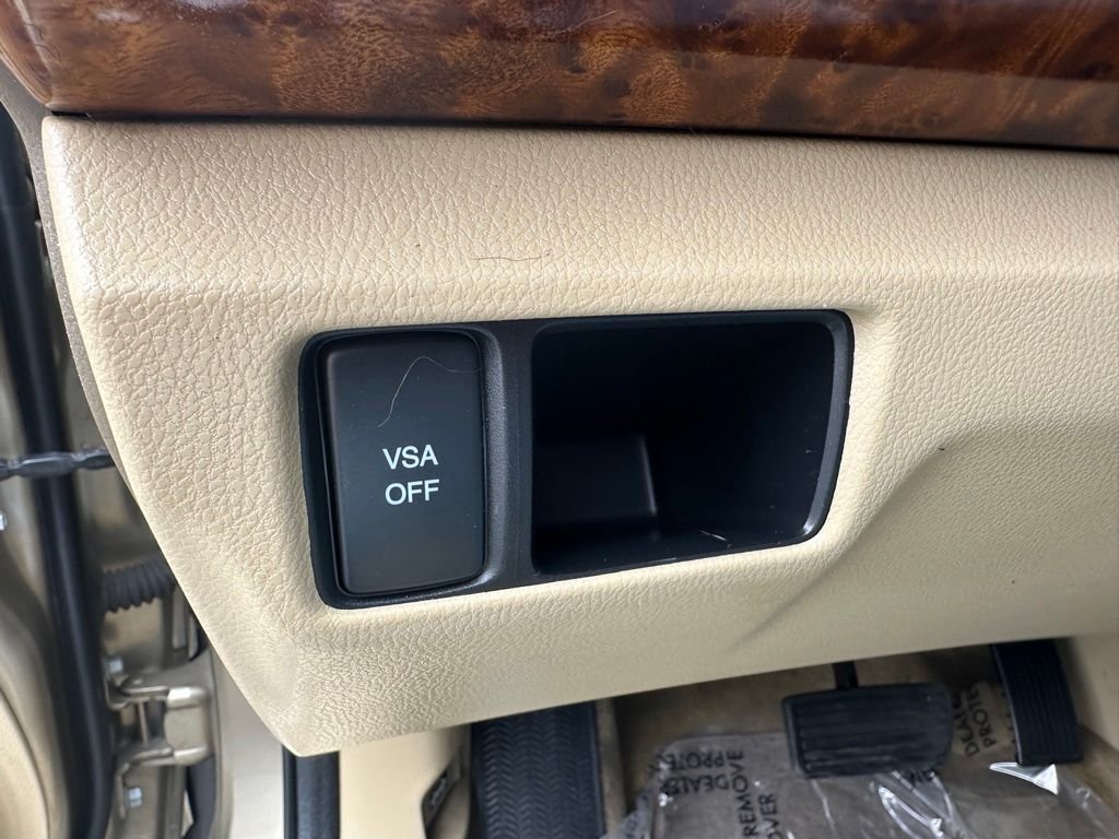 Used 2010 Silver Honda EX-L image 9