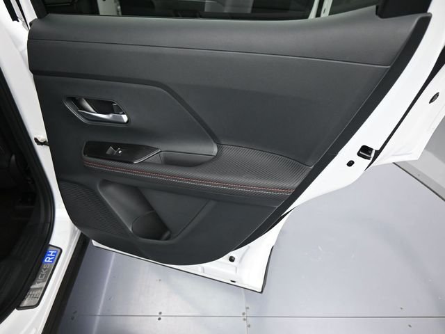 2025 Nissan Kicks SR AWD - Photo 12