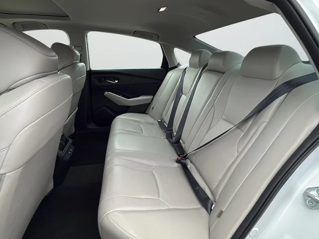 Used 2023 White Honda Touring image 40
