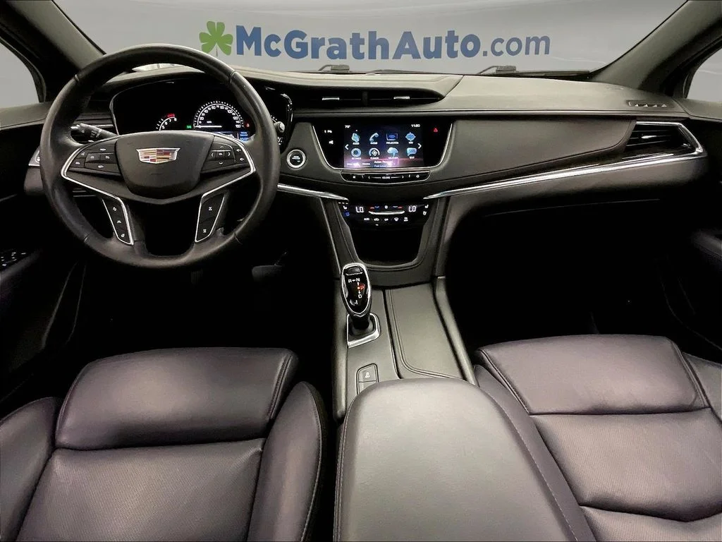 Used 2017 White Cadillac Premium Luxury image 21