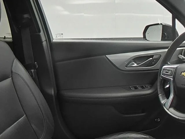 Used 2020 Black Chevrolet LT image 34