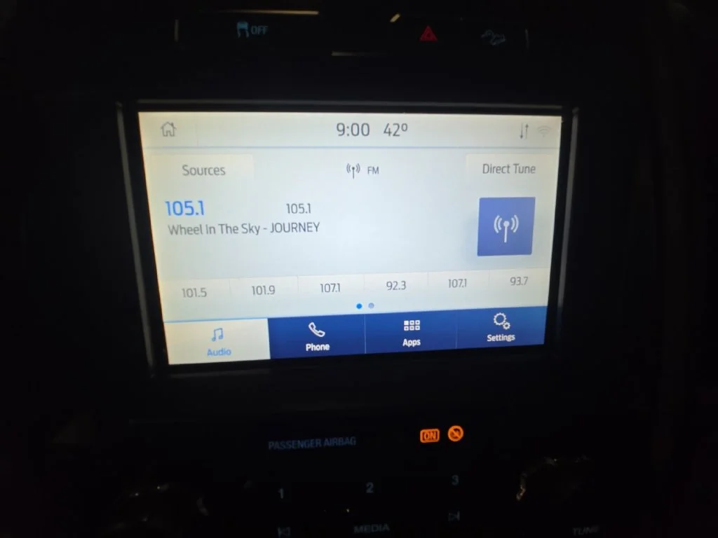 Used 2022 White Ford XL image 21