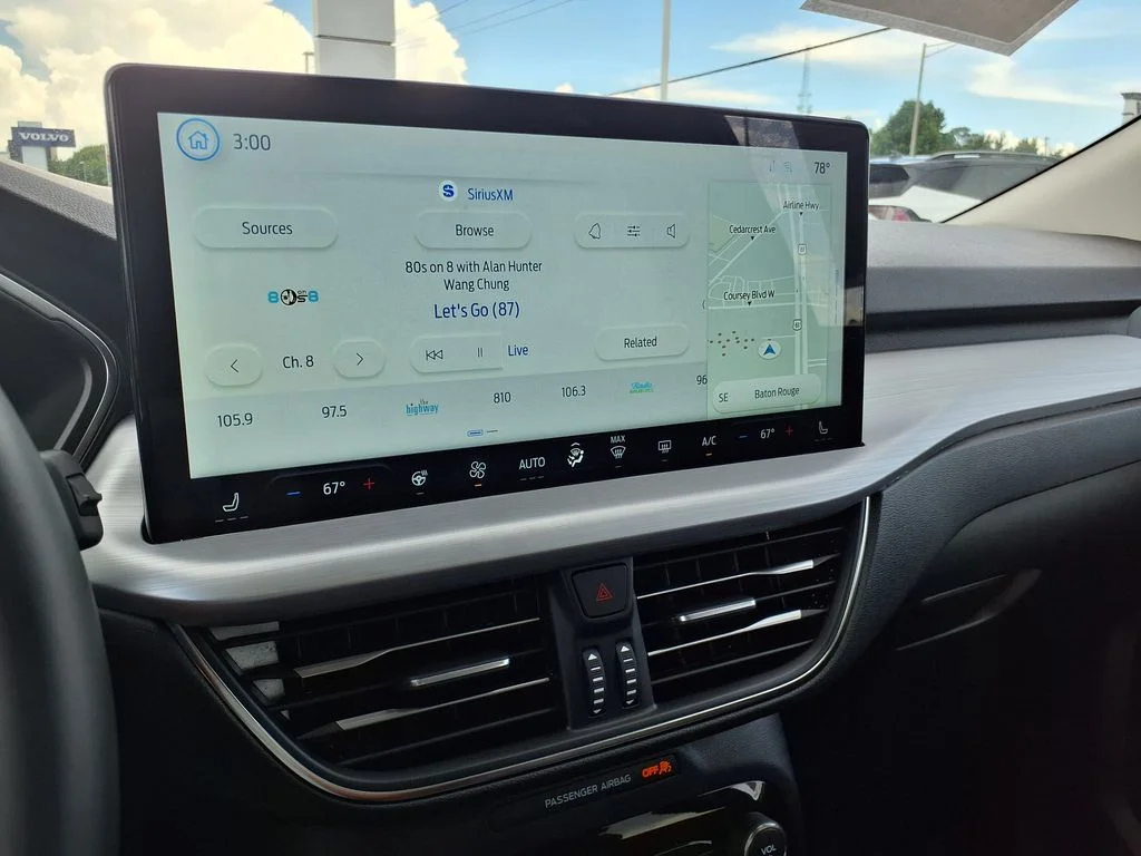 Used 2025 Gray Ford Platinum image 29