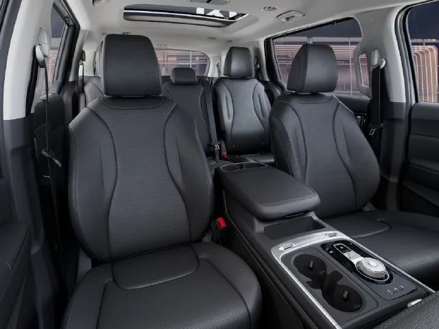 New 2027 White Kia SX Prestige image 3