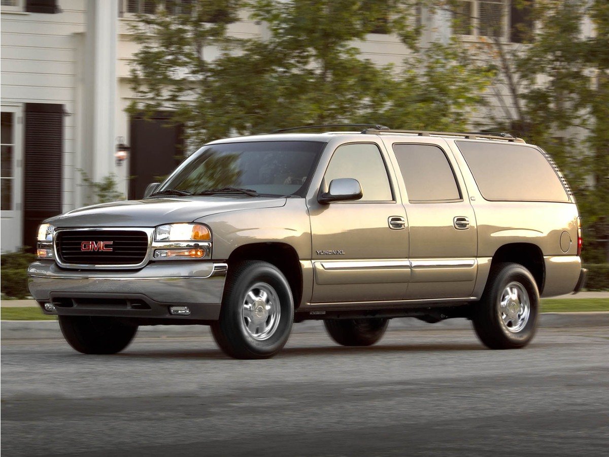 2005 GMC Yukon 2WD 1/2 Ton SLE's photo