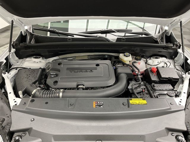 Used 2026 Summit White Buick Sport Touring image 32