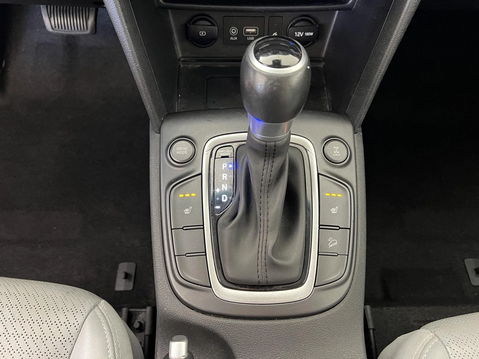 Used 2020 Sonic Silver Hyundai Limited image 23