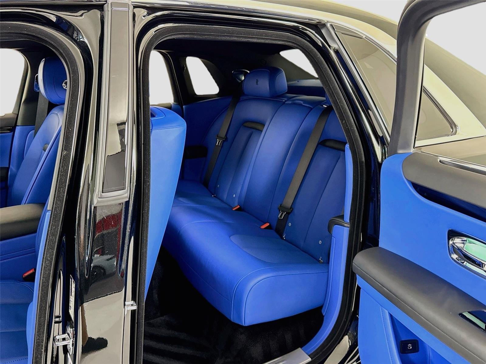 Used 2025 Black Diamond Rolls-Royce Starlight Headliner | 1 Owner & 3k miles! | 24