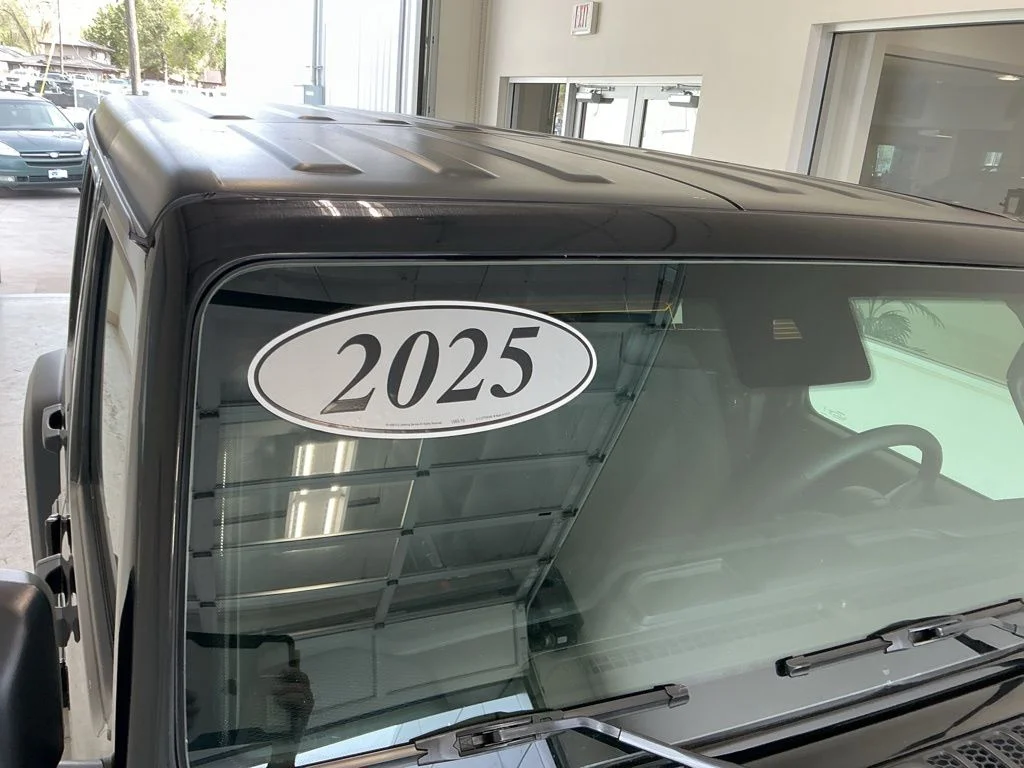 Used 2025 Black Clearcoat Jeep Sport S image 23