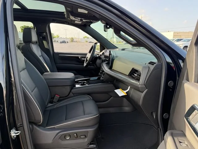 New 2026 Black Chevrolet Premier image 6
