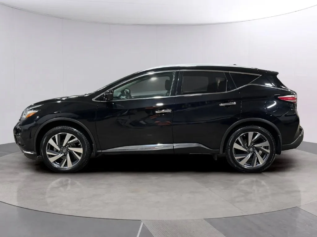 Used 2016 Magnetic Black Metallic Nissan Platinum image 7