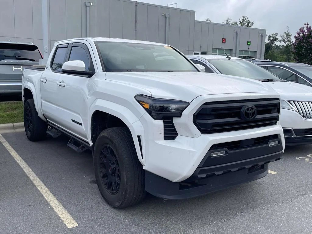 Used 2024 Ice Cap Toyota SR5 image 1