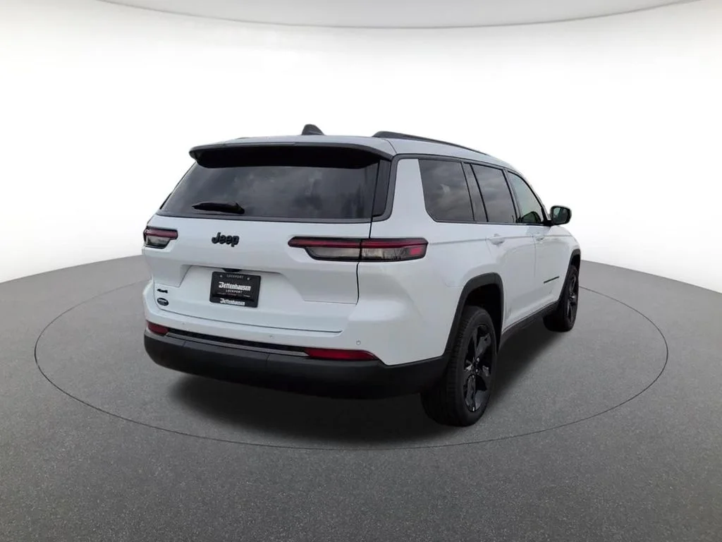 New 2026 White Jeep Limited image 4