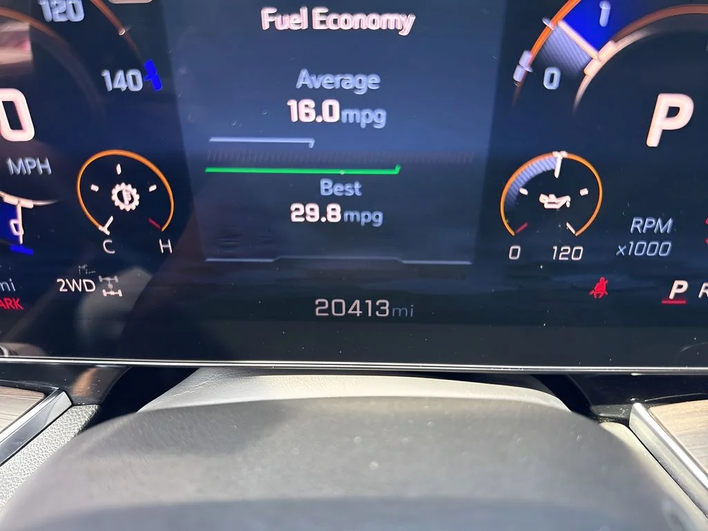 Used 2025 Black Chevrolet LT image 32