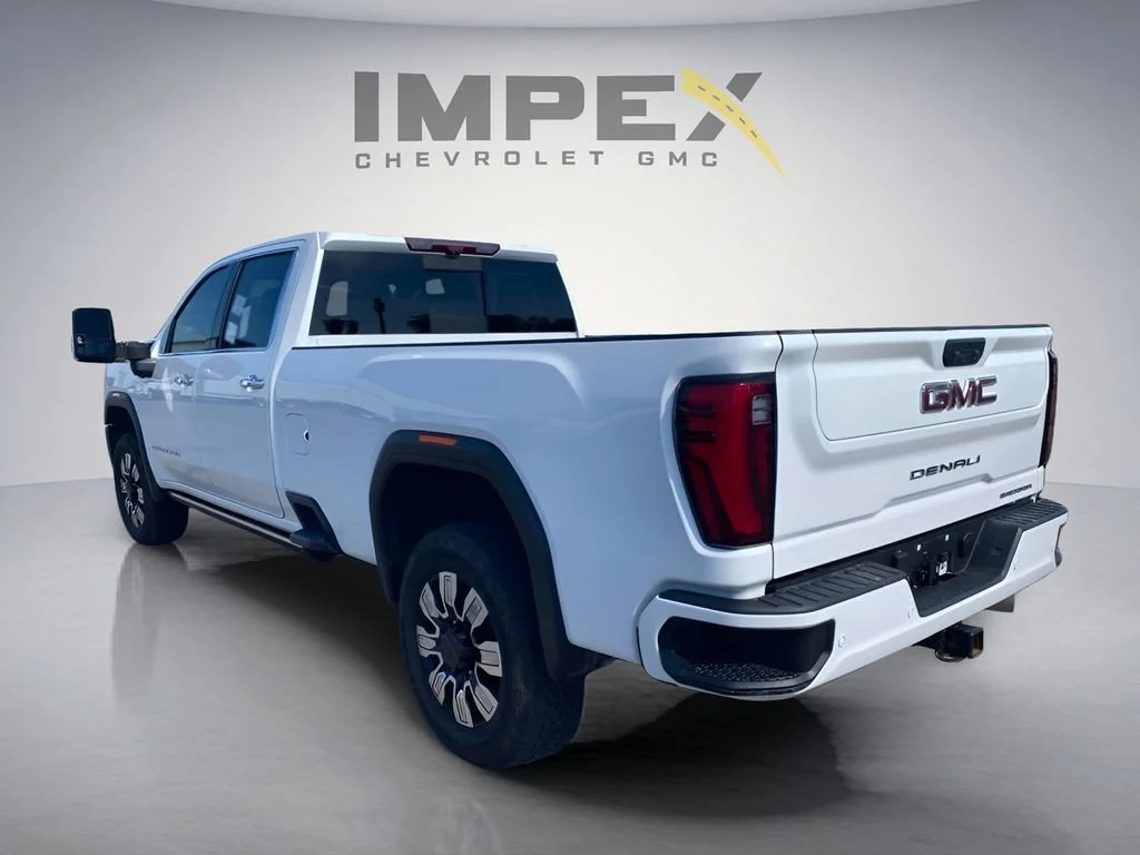 Used 2024 Summit White GMC Denali image 3