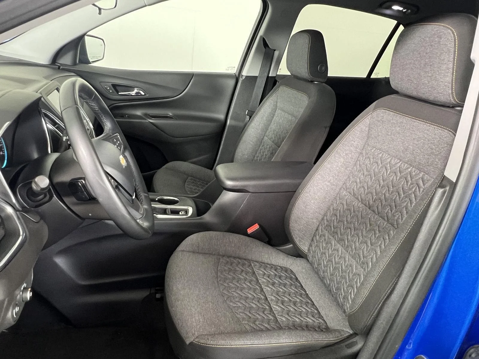 Used 2024 Riptide Blue Metallic Chevrolet LT image 5
