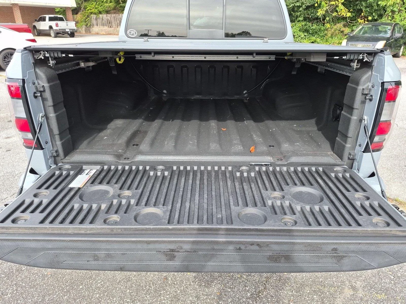 Used 2022 Boulder Grey Pearl Nissan PRO-4X image 33