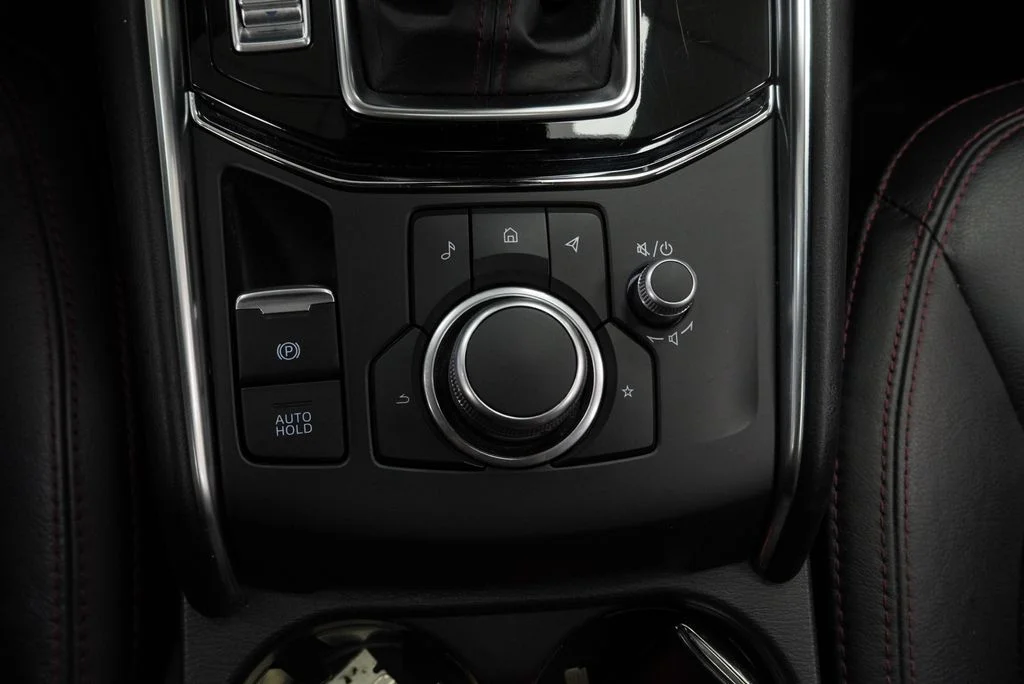 Used 2025 Gray Mazda 2.5 S Carbon Edition image 32