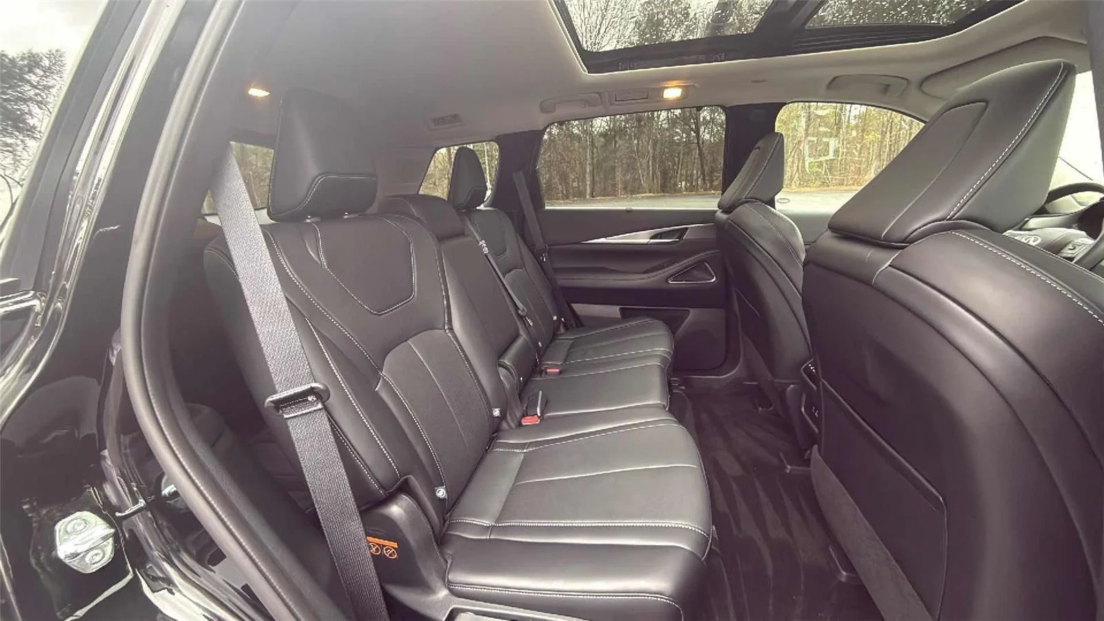 2025 INFINITI QX60 LUXE - Photo 26