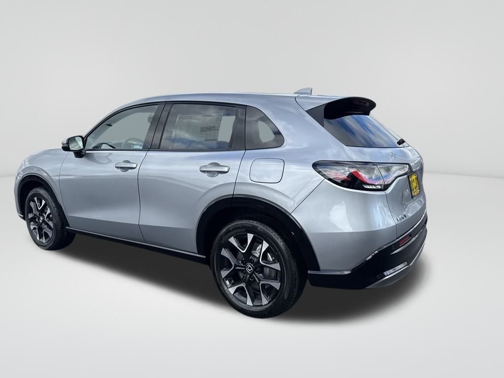 2026 Honda HR-V EX-L photo 3