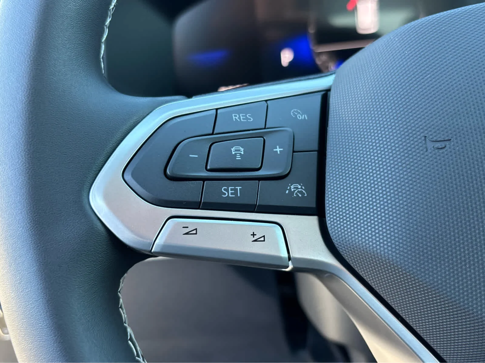 New 2026 PLATINUM GRAY Volkswagen S image 16