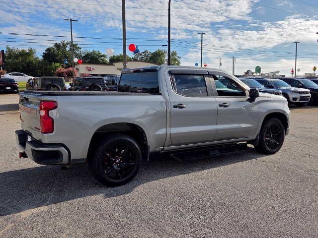 Used 2023 Gray Chevrolet Custom image 15