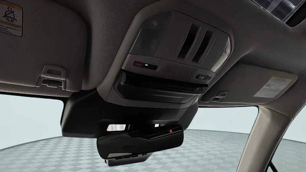 Used 2023 Black Subaru Onyx Edition image 27