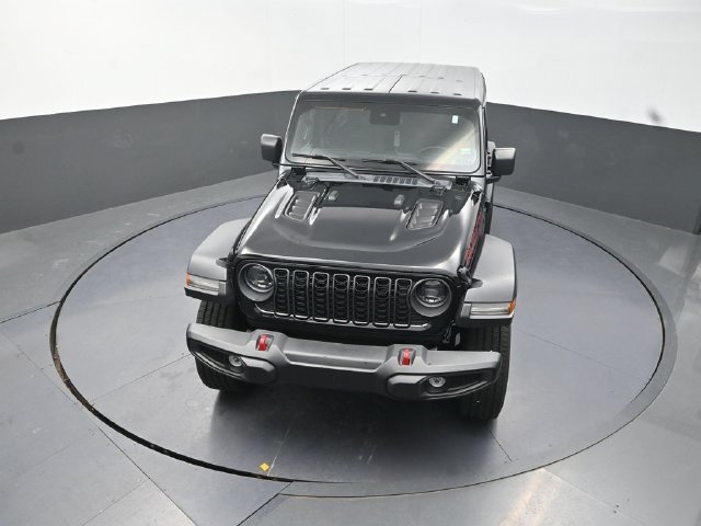 Used 2024 Black Jeep Rubicon image 12