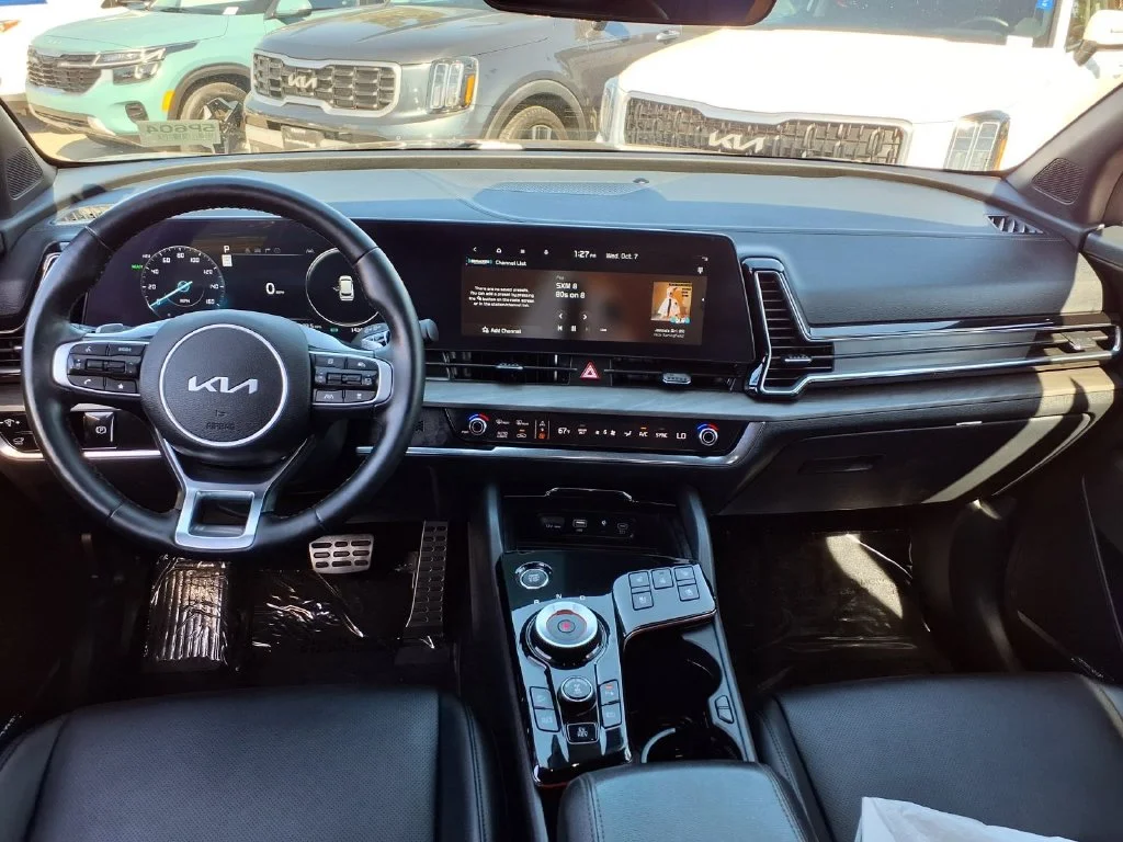 Certified Used 2025 Black Kia X-Line Prestige image 13