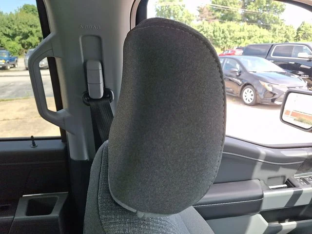 Used 2022 Blue Ford XLT image 13