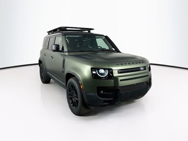 New 2026 Green Land Rover S image 3