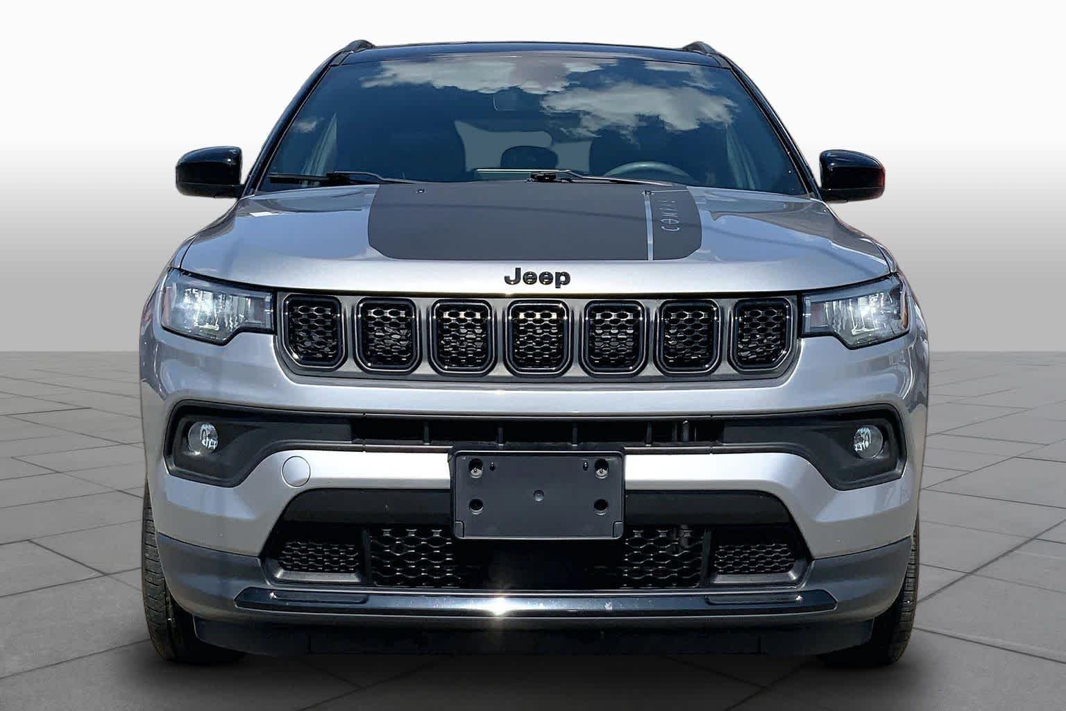 Pre-Owned 2023 Jeep Compass Altitude