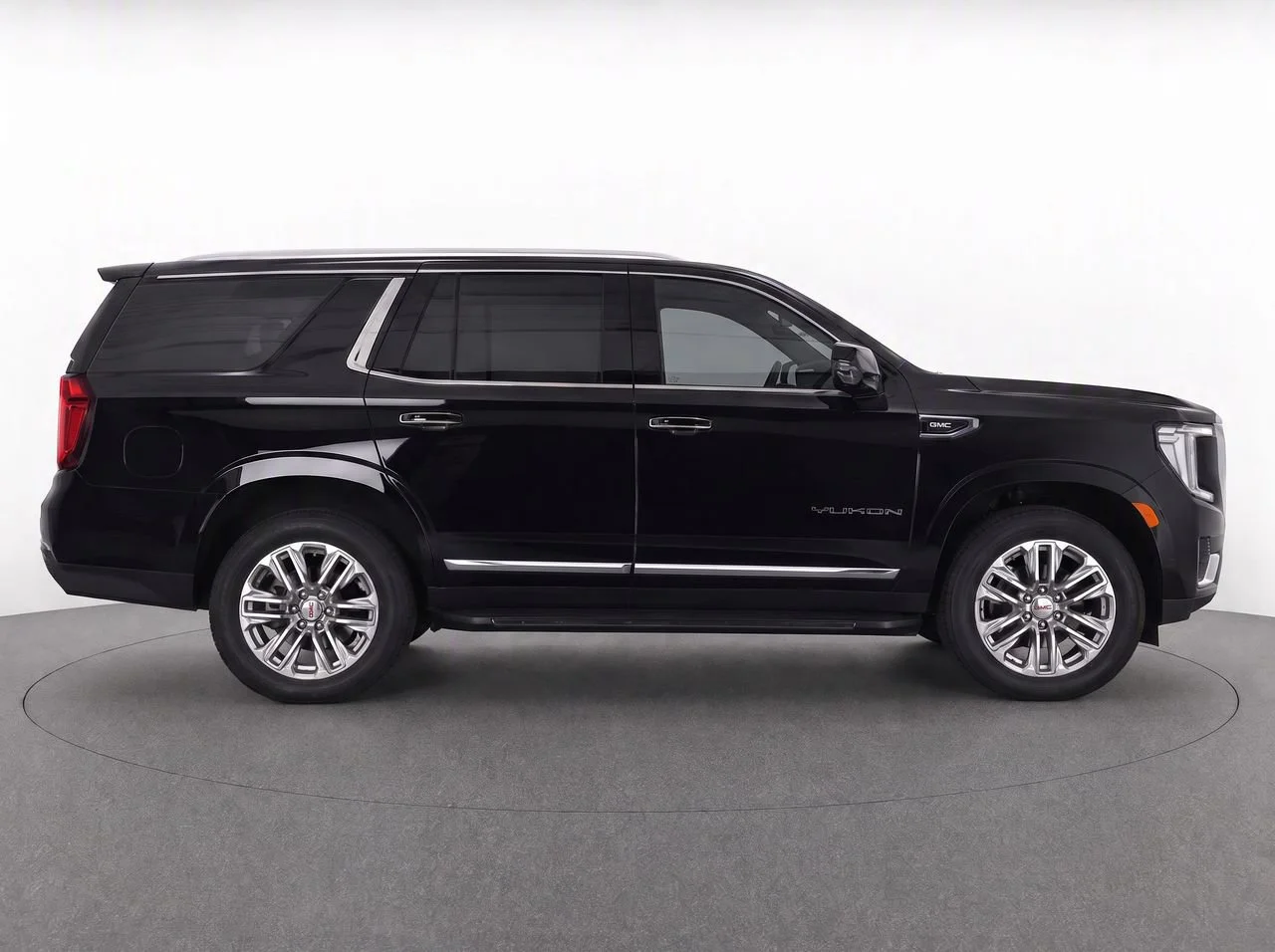 Used 2023 ONYX BLACK GMC SLT image 8