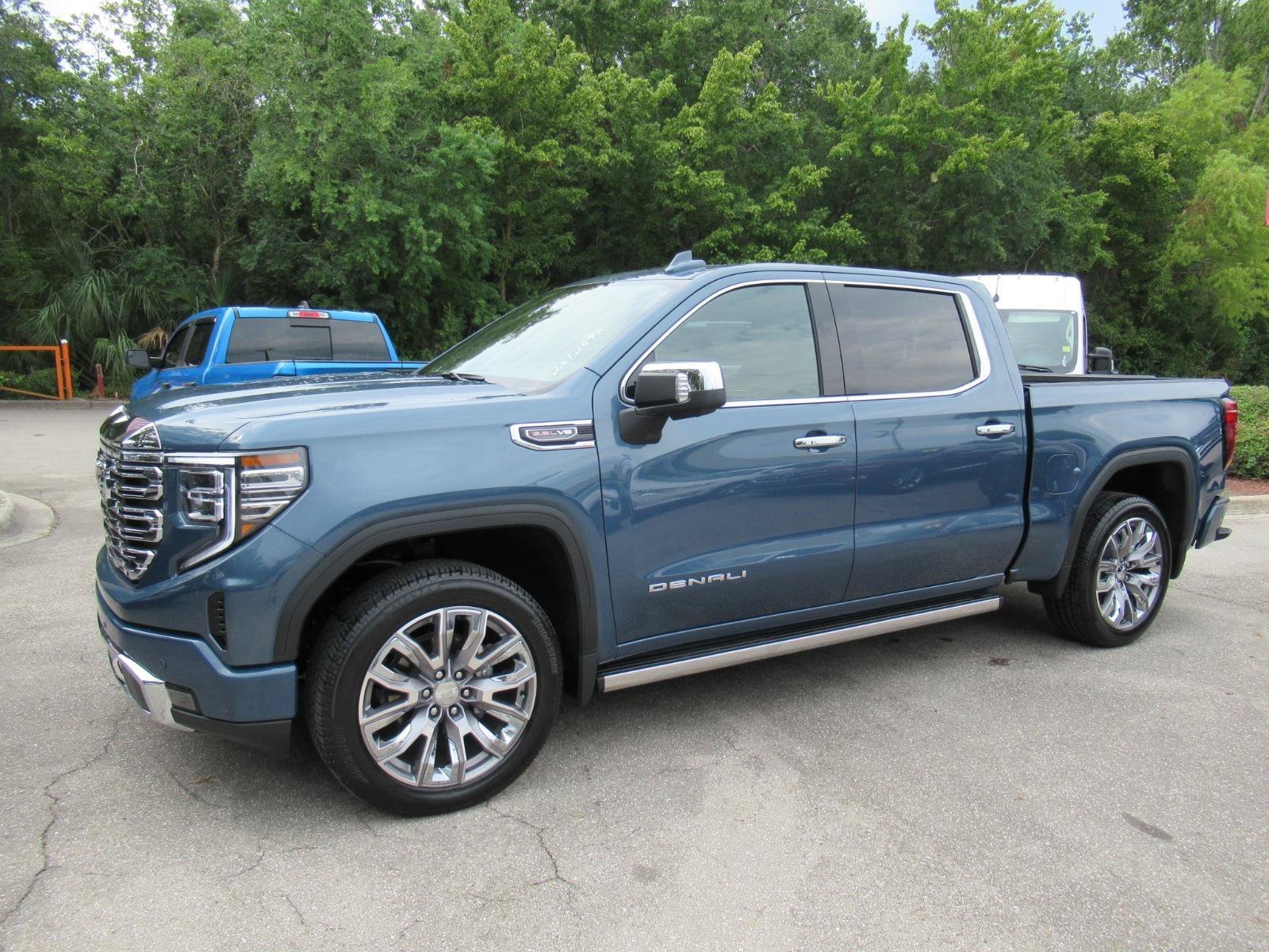 Used 2026 Downpour Metallic GMC Denali image 5