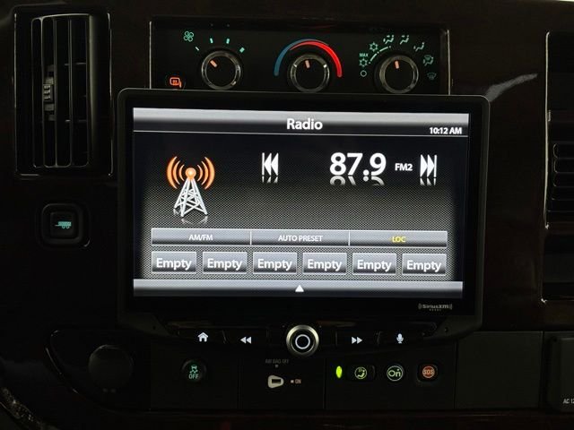 Used 2022 Onyx Black GMC Explorer Limited SE image 29