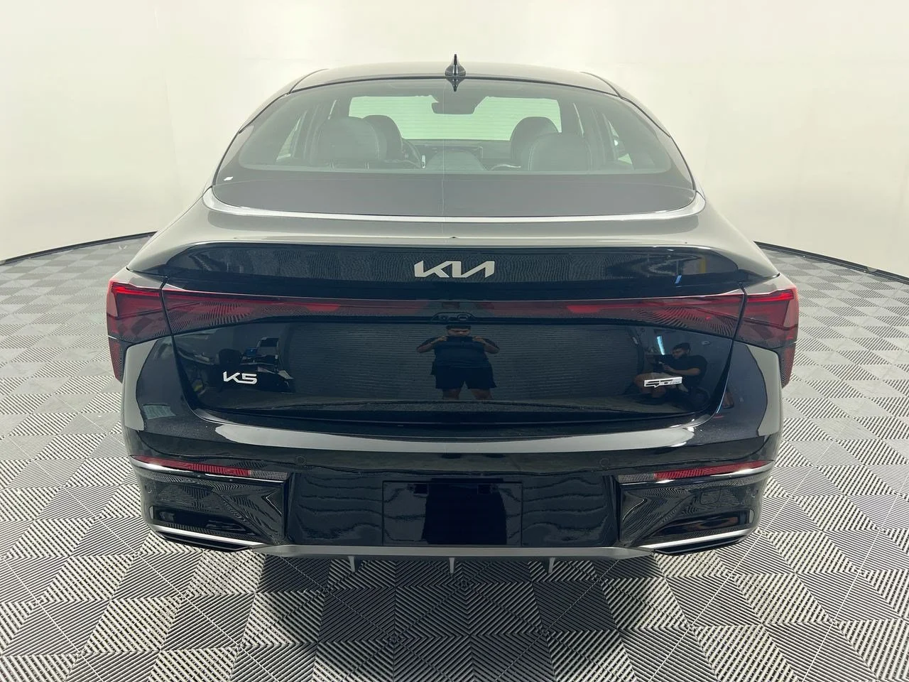 New 2026 Aurora Black Pearl Kia GT-Line FWD image 9