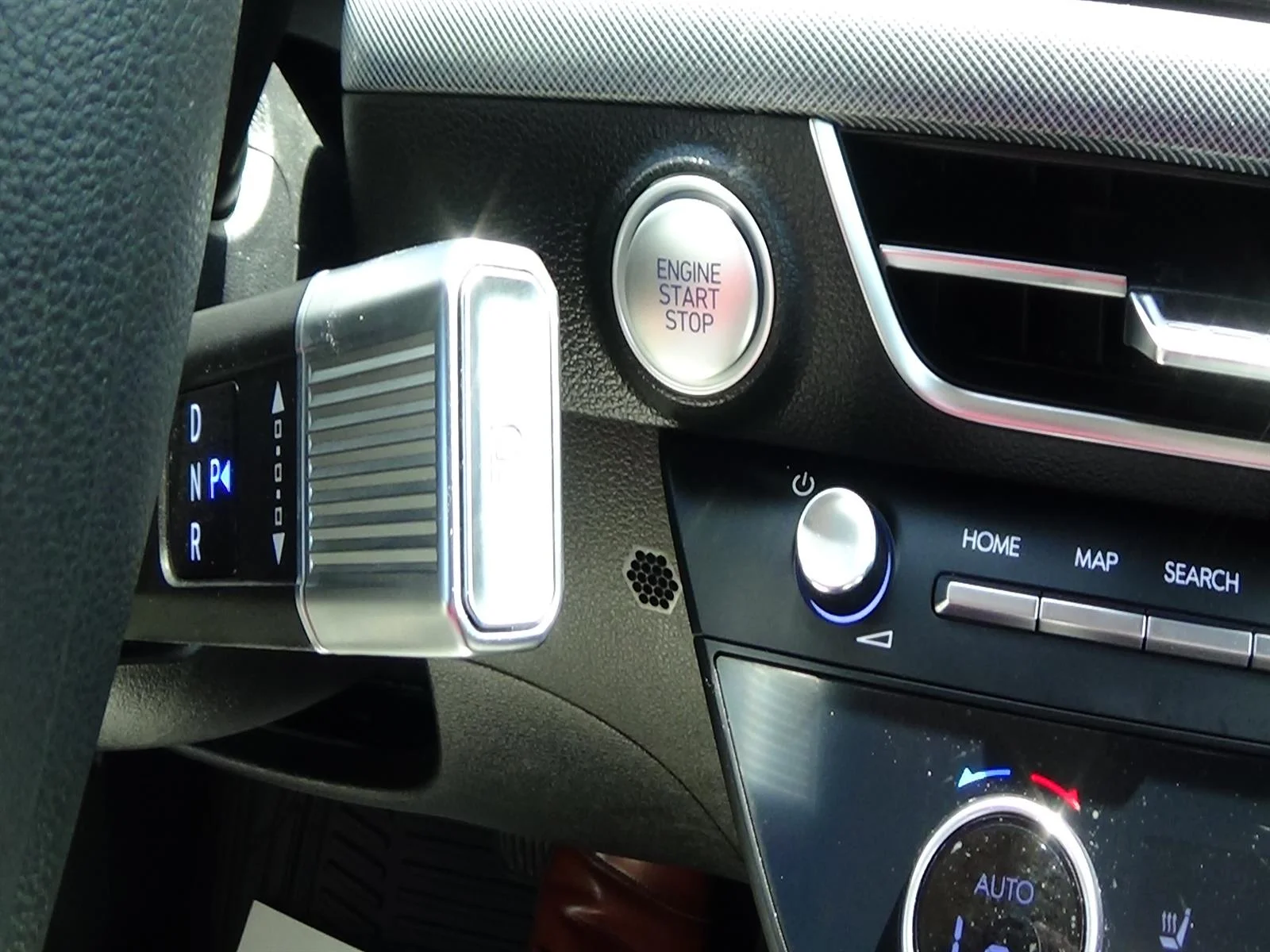 Used 2025 Carbon Blue Pearl (xb9) Hyundai SEL image 23