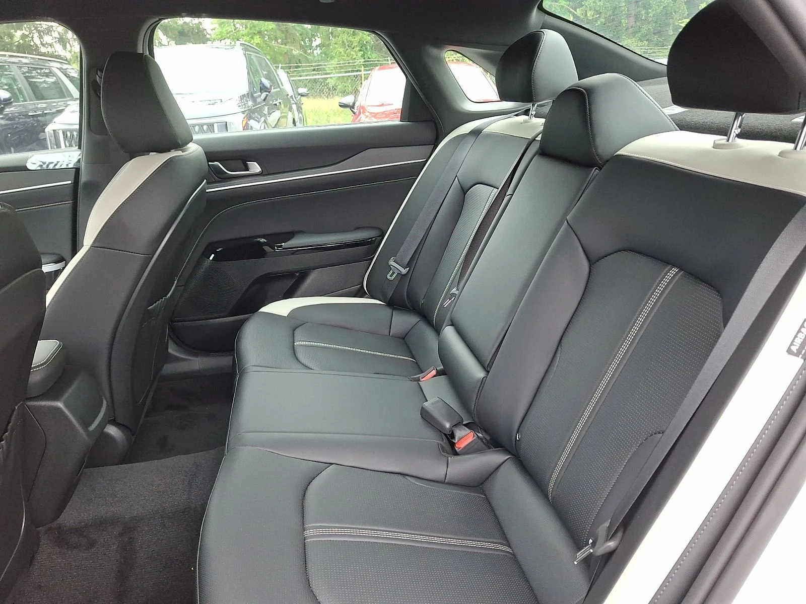 New 2026 White Kia GT-Line image 11