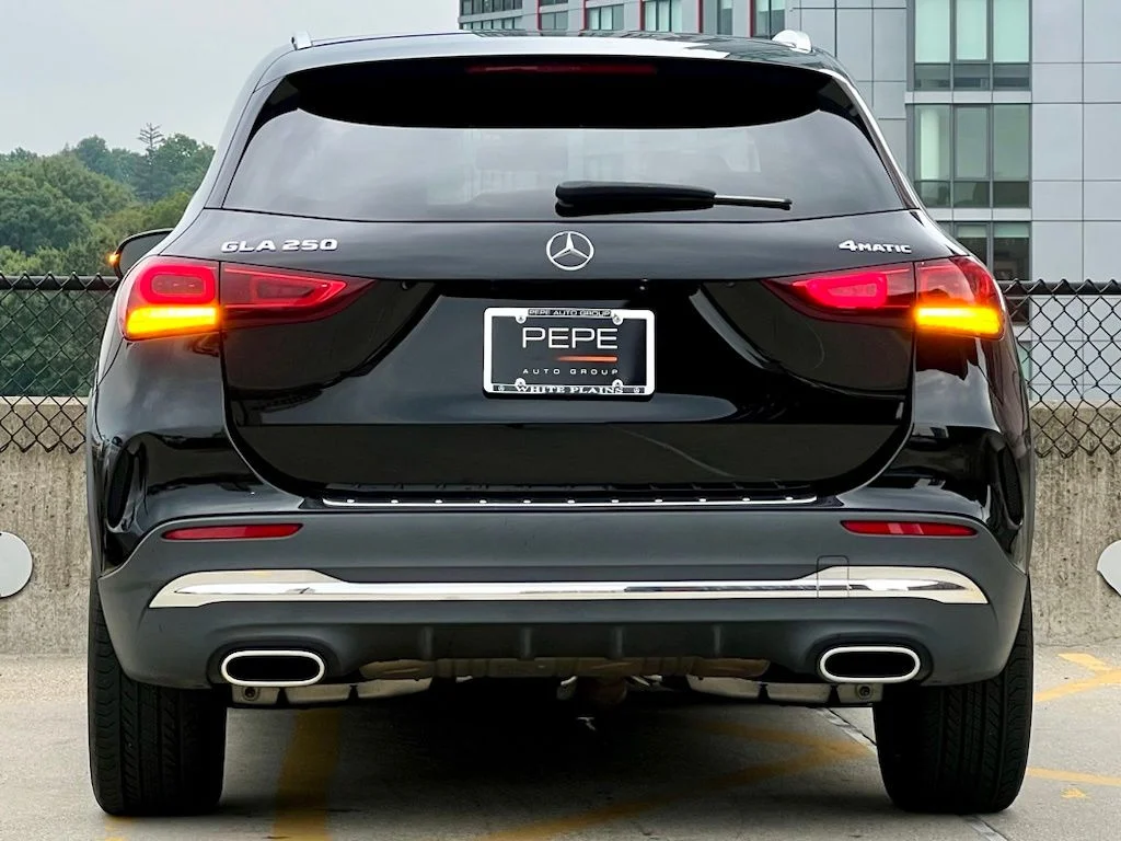Certified Used 2023  Mercedes-Benz GLA 250 image 6