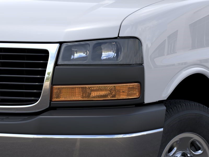 New 2025 Summit White GMC 1WT image 10