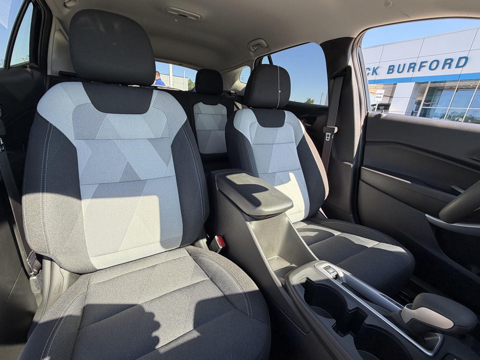 2026 Chevrolet Trax LS - Photo 30