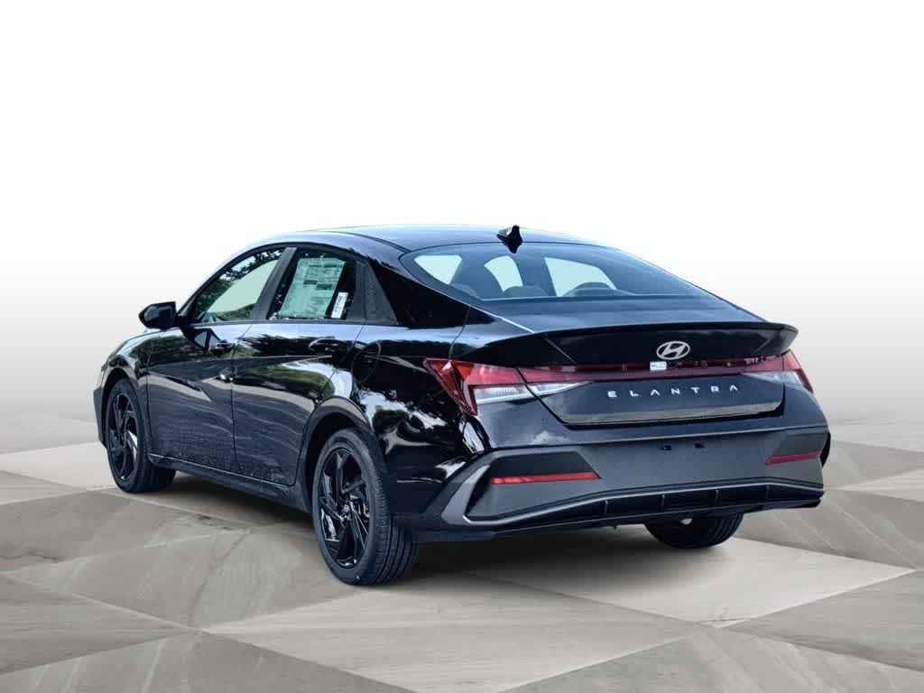 2026 Hyundai Elantra SEL Sport - Photo 6