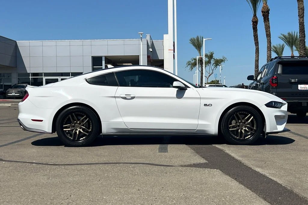 Used 2020 White Ford GT Premium image 3