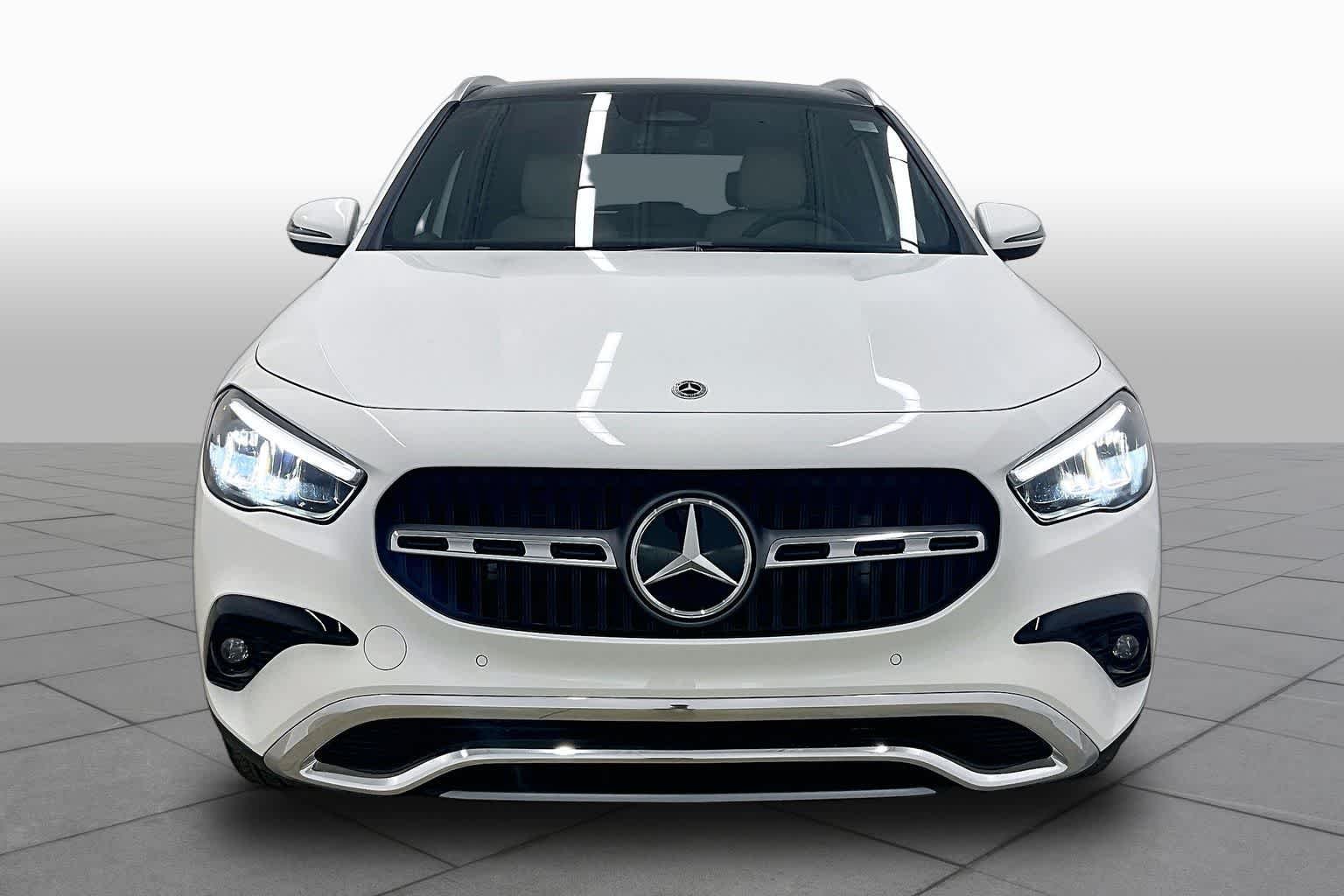 New 2026 Polar White Mercedes-Benz GLA 250 image 3